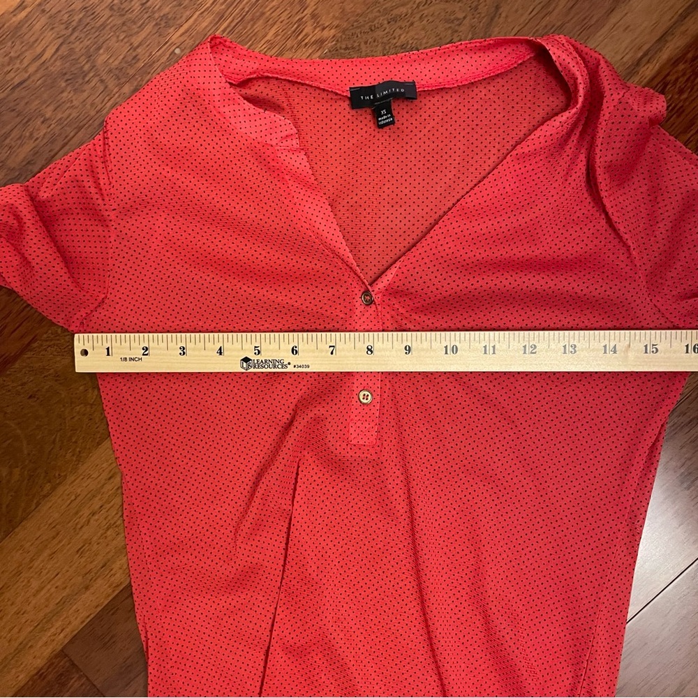 The Limited Coral and black polka dot top - Picture 4 of 5
